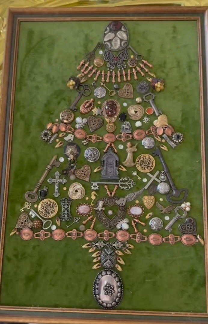 Sip & Make: Junk Jewelry Christmas Tree Workshop