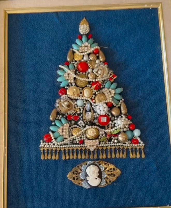 Sip & Make: Junk Jewelry Christmas Tree Workshop