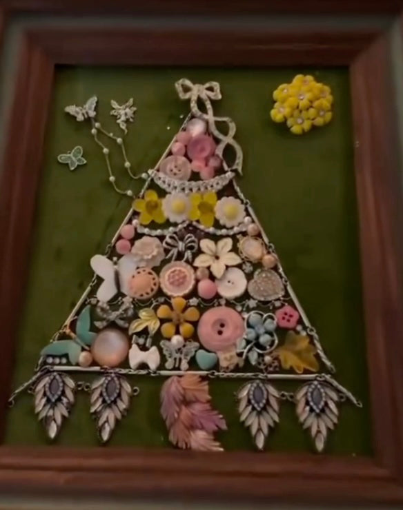 Sip & Make: Junk Jewelry Christmas Tree Workshop